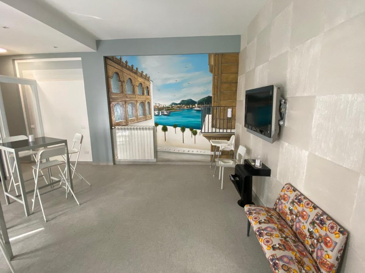 Palermo City Room